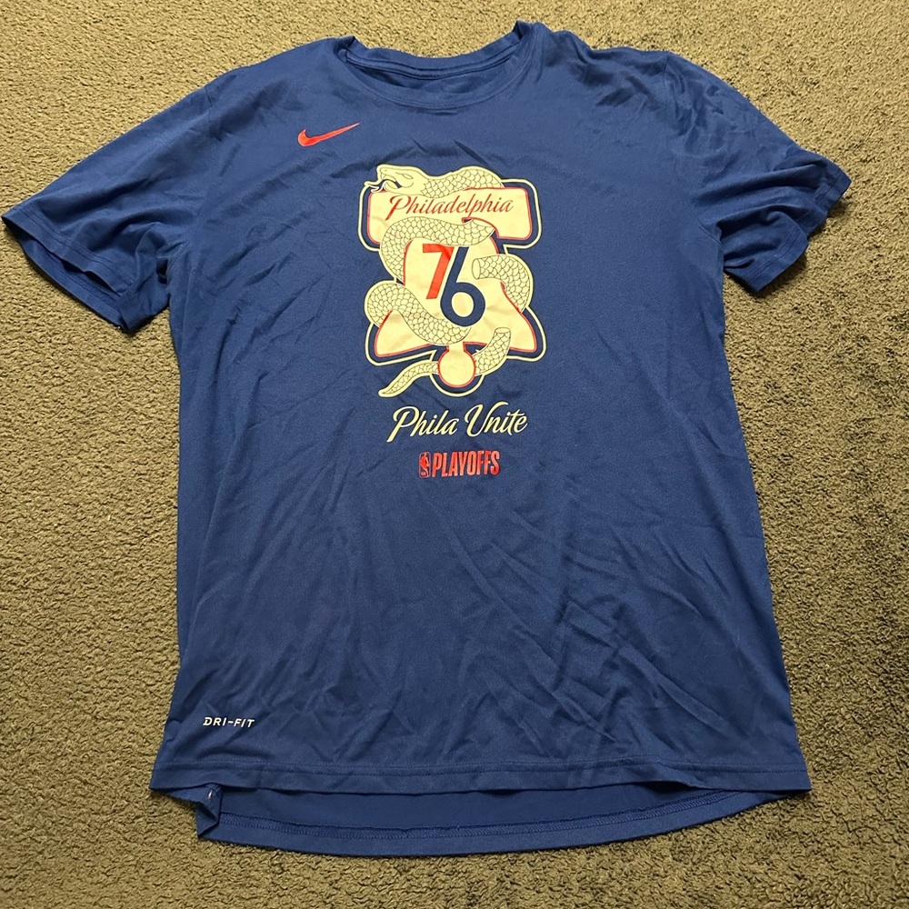 Nike Large Philadelphia 76ers Dri-Fit Tee
